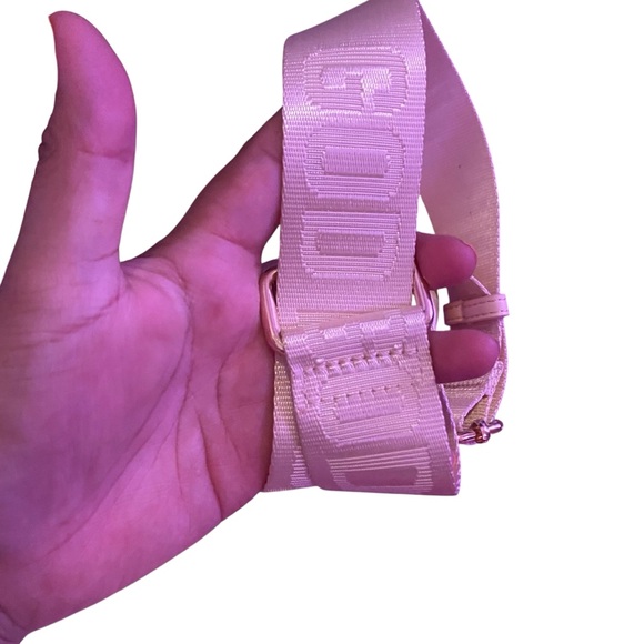 Blush Crossbody Bag - Picture 5 of 6